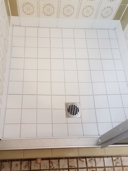 bathroom tiles after retiling